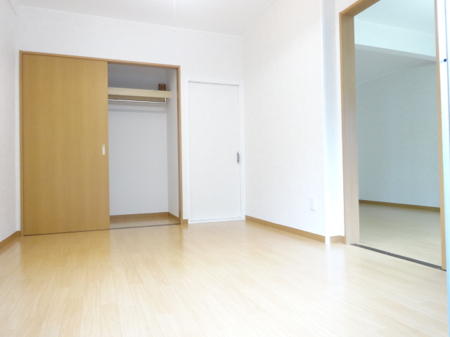 谷マンション 部屋その他７_339_22_10.jpg