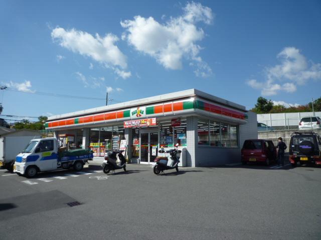 グリーンハイツ山中 コンビ二：サンクス狭山今熊店　203m